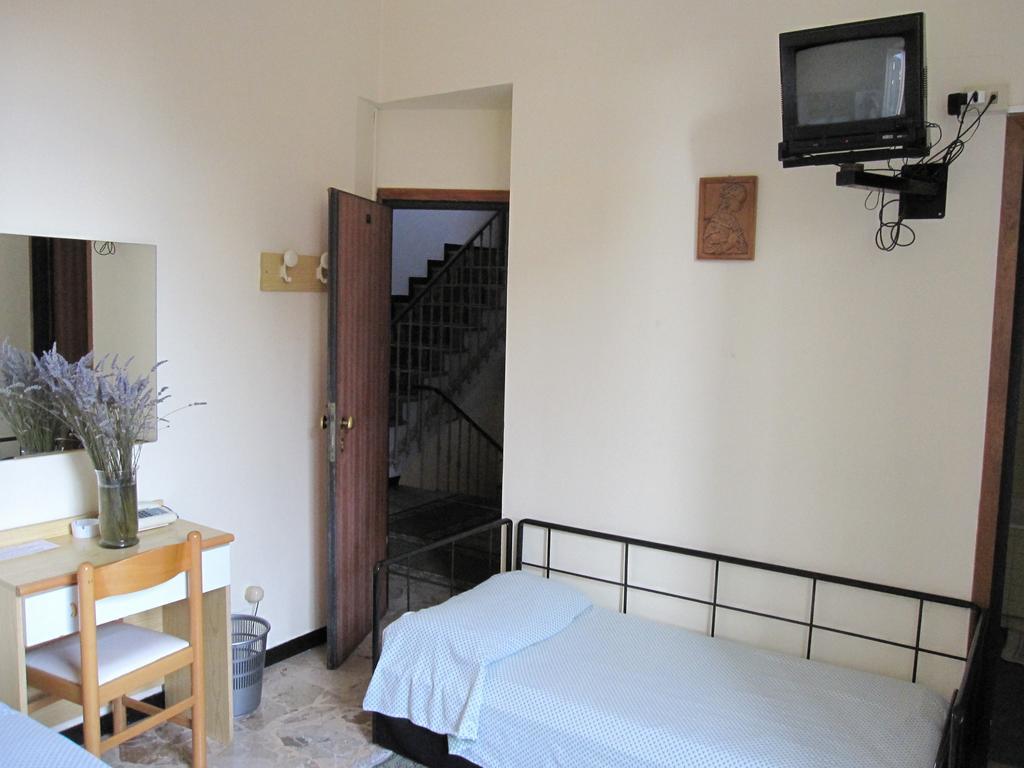 Albergo Kristina Бордігера Номер фото